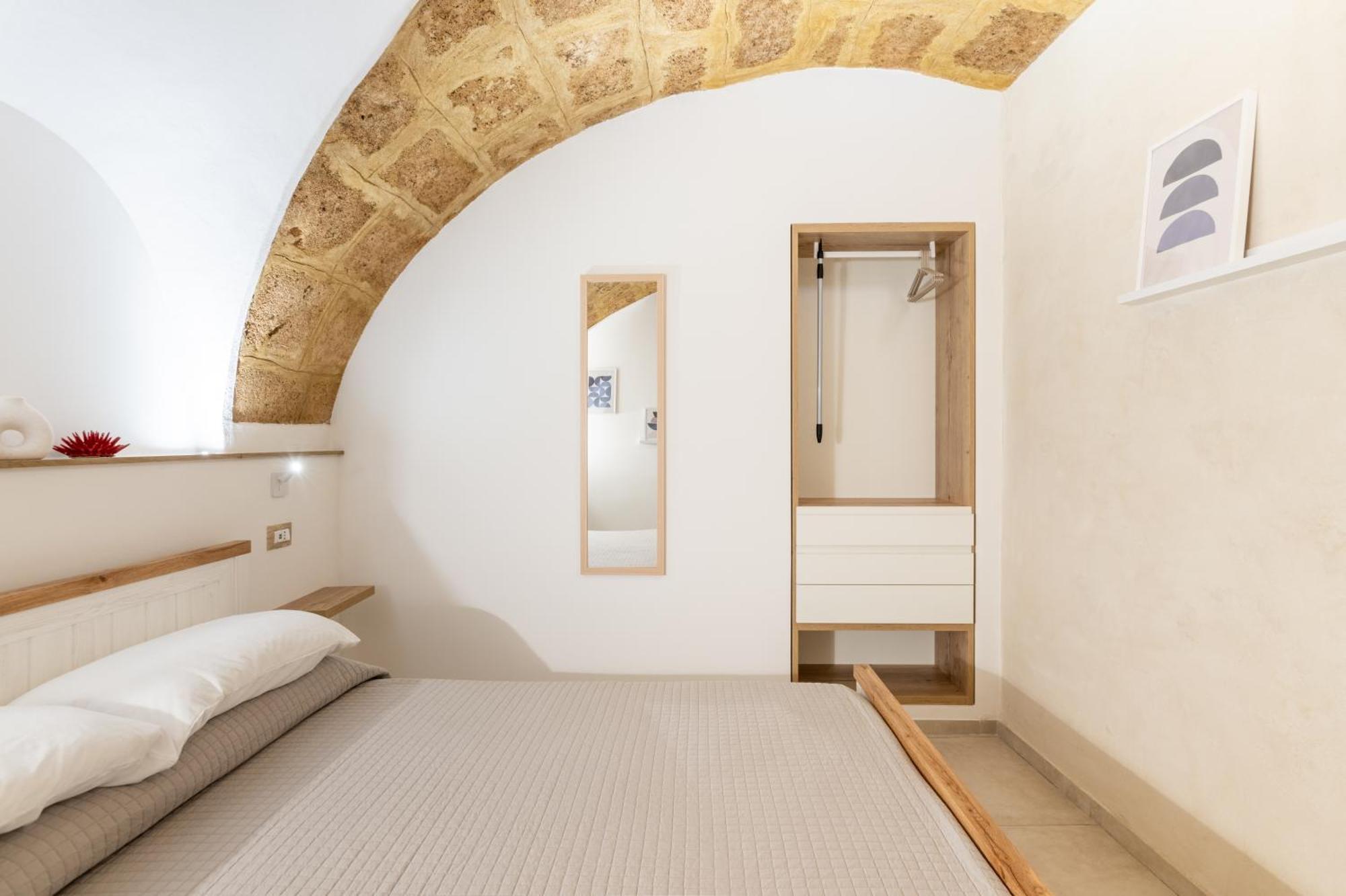 Sweet Hospitality - Apartments L Ferret24 Alghero Bagian luar foto